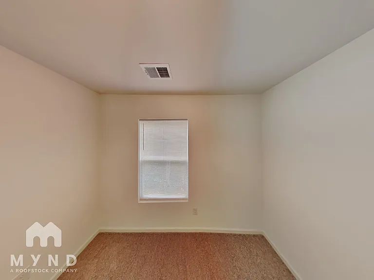 702 W Virginia Ave — Photo 16