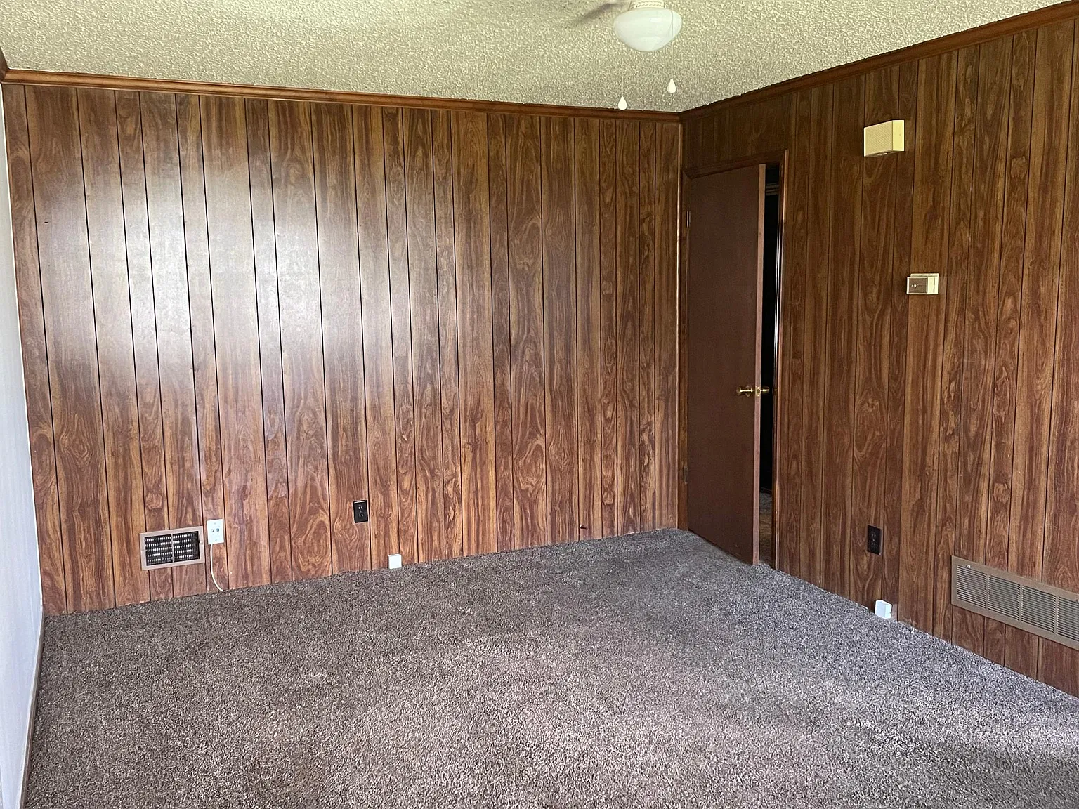 2506 Faraway Dr — Photo 4