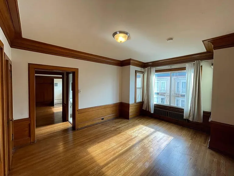 1390 Clay St #8 — Photo 3