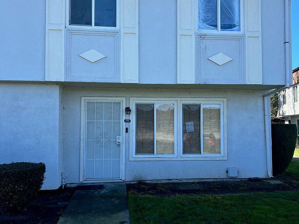 1st image of 7744 La Mancha Way