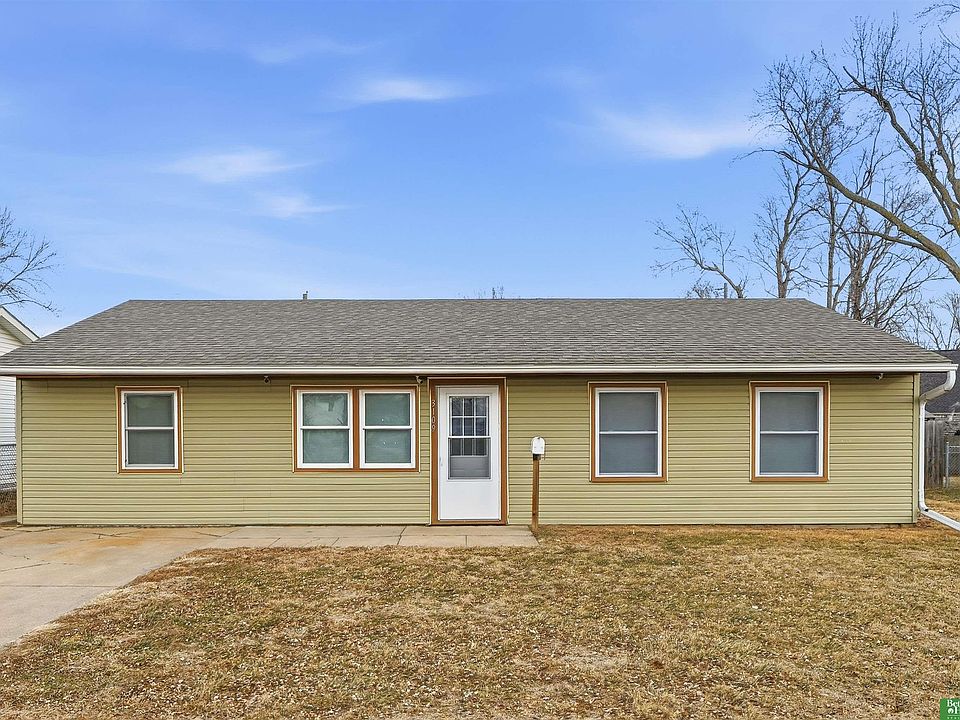 1st image of 3109 Surfwood Dr