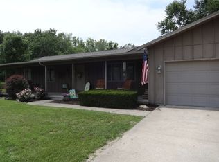 1301 May Ave, Carterville, IL