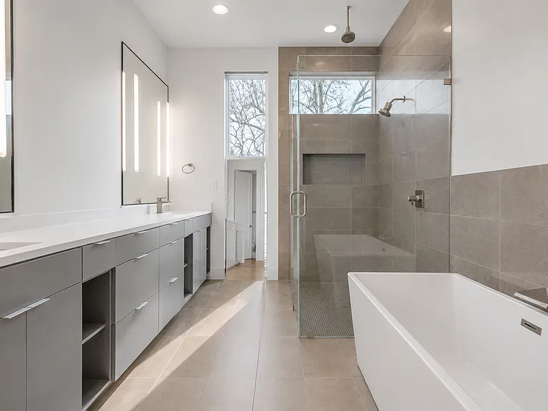 4616 Manett St — Photo 16