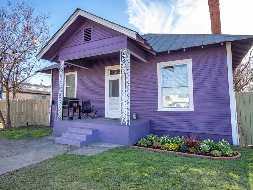 4115 S Presa