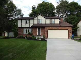 159 Havenwood Ln, Grand Island, NY 14072