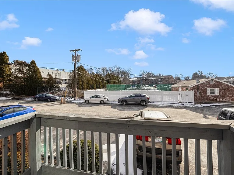 200 Manville Hill Rd #F131 — Photo 2