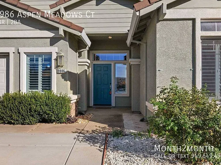 9986 Aspen Meadows Ct — Photo 32