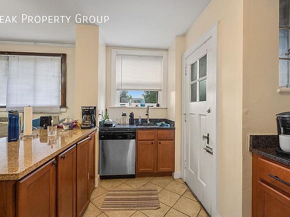 5th image of 331 Bryant Ave APT 7