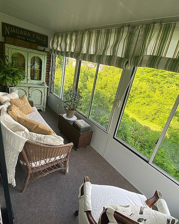 Enclosed Sunporch