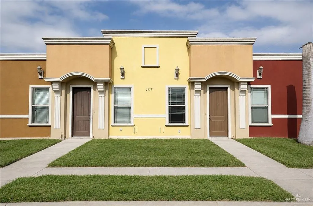 2 bed, 2.0 bath, 980 sqft, $925 — Photo 1