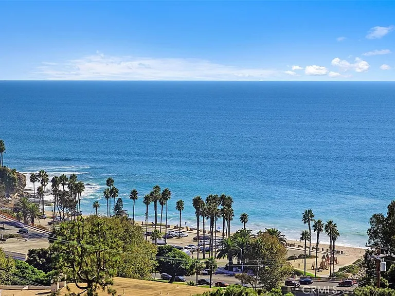 21702 Ocean Vista Dr #B — Photo 3