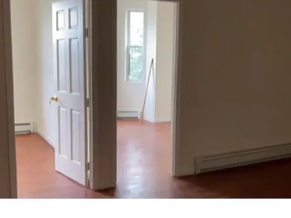 824 E 165th St Floor 2, Bronx, NY 10459