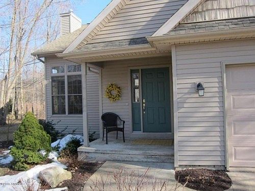 2nd image of 7646 Richland Woods Ct