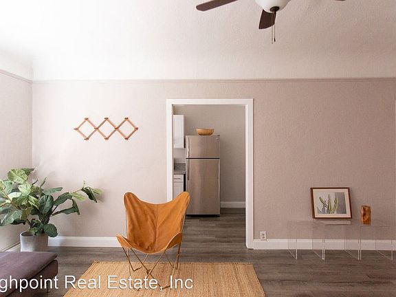 4th image of 124 N Westmoreland Ave #109