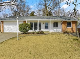 2047 Jenner Ln, Saint Louis, MO 63138