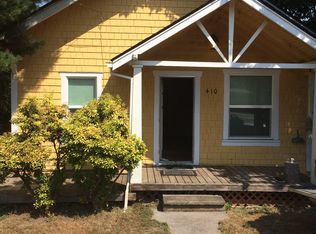 410 S Pine St, Carlton, OR