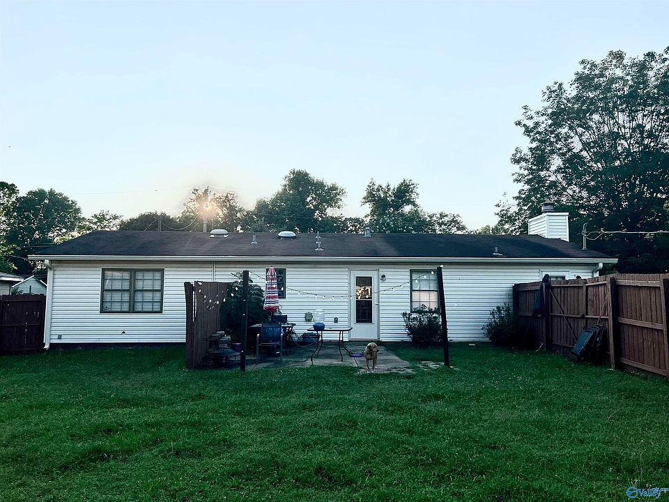2nd image of 14001 Glenview Dr SW
