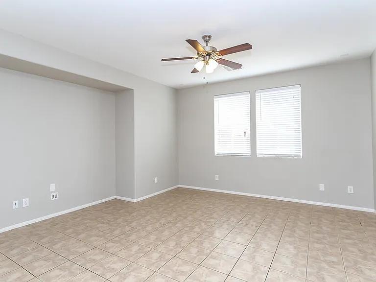 9230 Weeping Water Ave — Photo 4