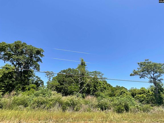5th image of 3494 Railroad Ave