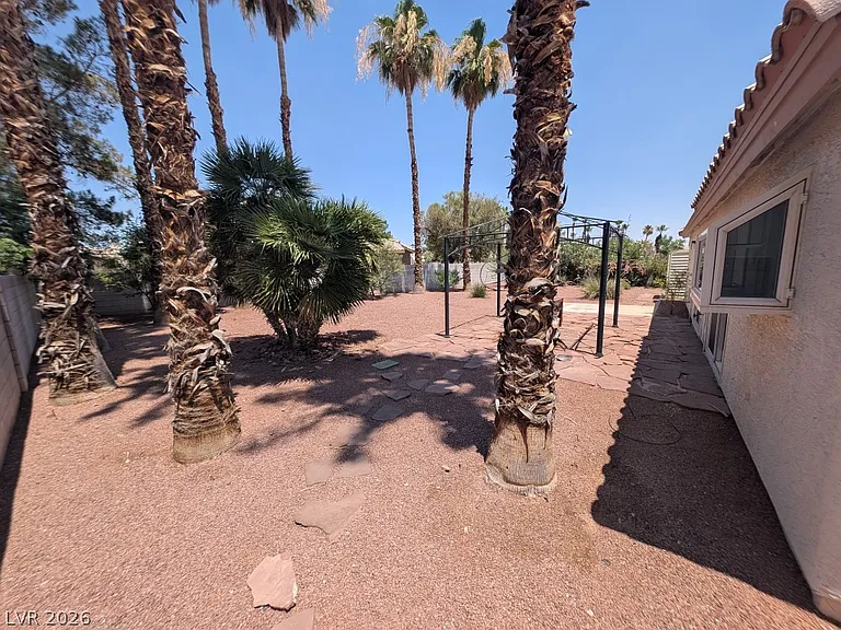 4839 Lames Dr — Photo 24