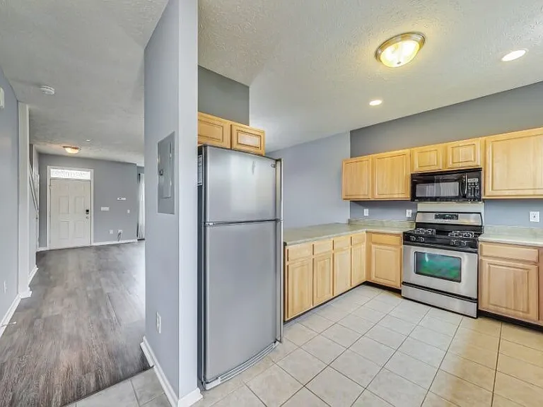 2406 Central Ave — Photo 12