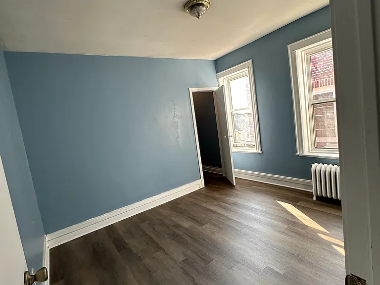 1573 Park Ave #3 — Photo 3