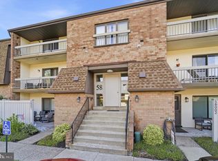 58201 Delaire Landing Rd #201, Philadelphia, PA 19114