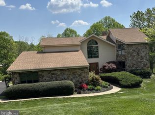 15 McCormick Dr, Hockessin, DE 19707
