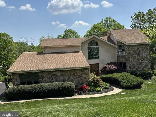 15 McCormick Dr, Hockessin, DE 19707