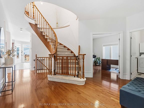 4th image of 212 Janet Way