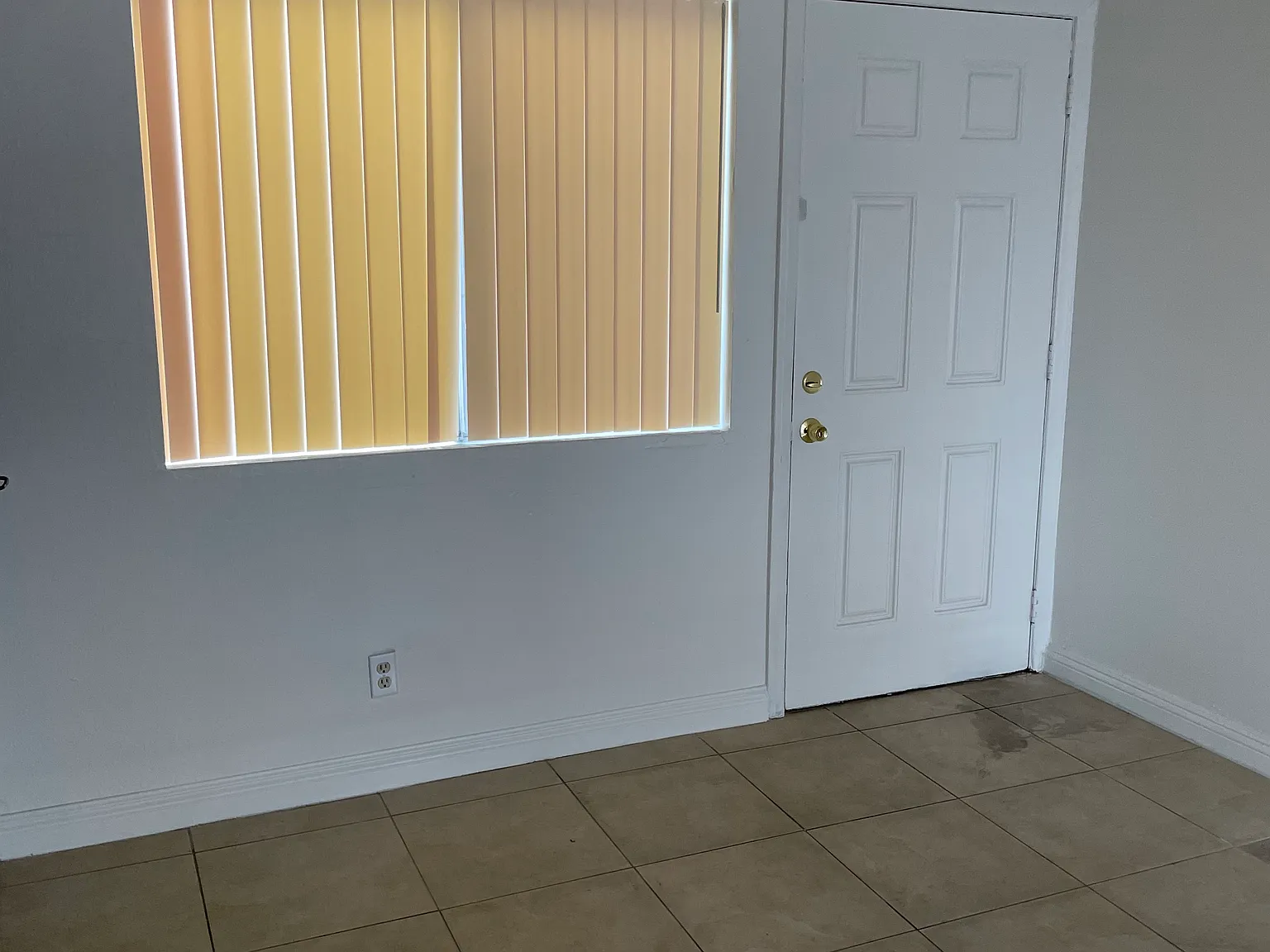 2 bed, $2,200 — Photo 2