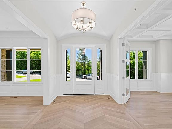 2nd image of 920 Brook Lot 4