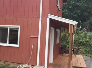 28018 Bush Ln, Scappoose, OR 97056