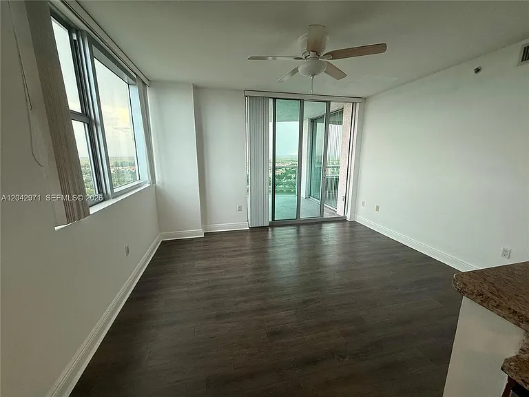 2681 NW Flamingo Rd #2101S — Photo 4