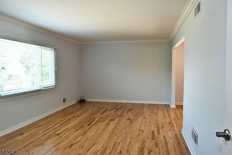 3 bed, 2.0 bath, $3,000 — Photo 3