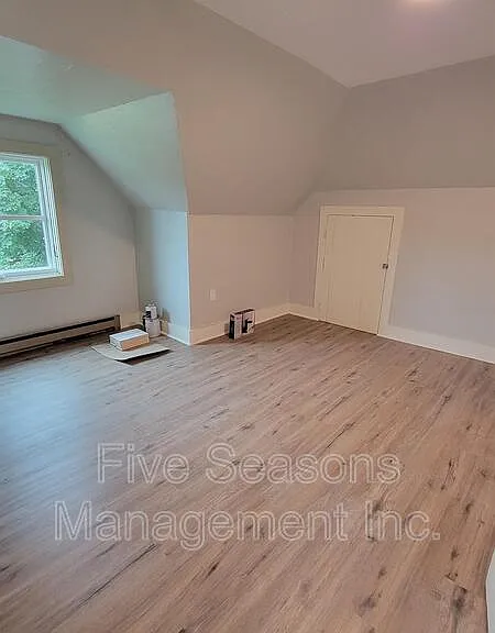 19 Fletcher Pl #3 — Photo 7