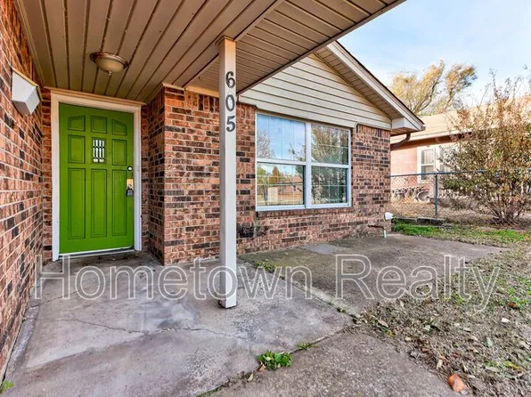 605 W Clarke St, El Reno, OK 73036