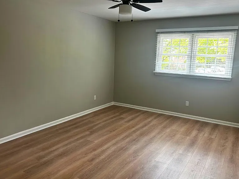 203 Northpoint Ave #D — Photo 6