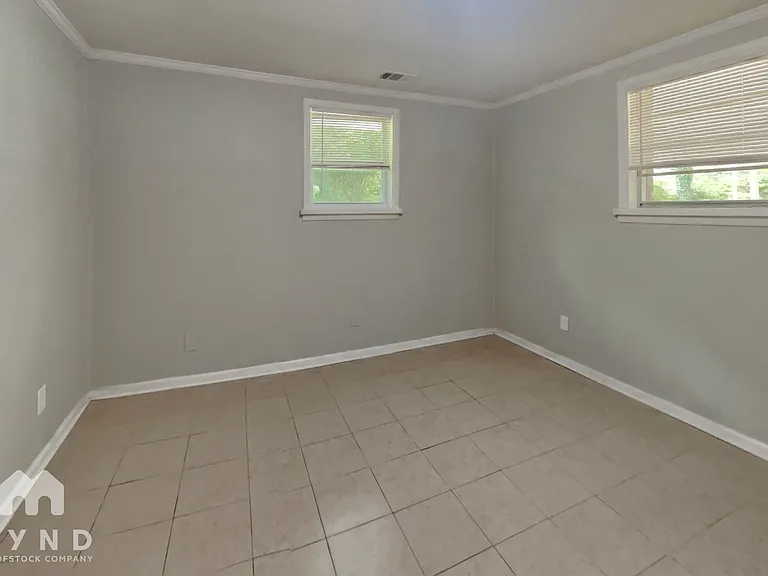 2611 Lake Harbin Rd — Photo 14