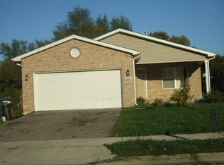 1418 1/2 Fairview Ave, Joliet, IL 60432