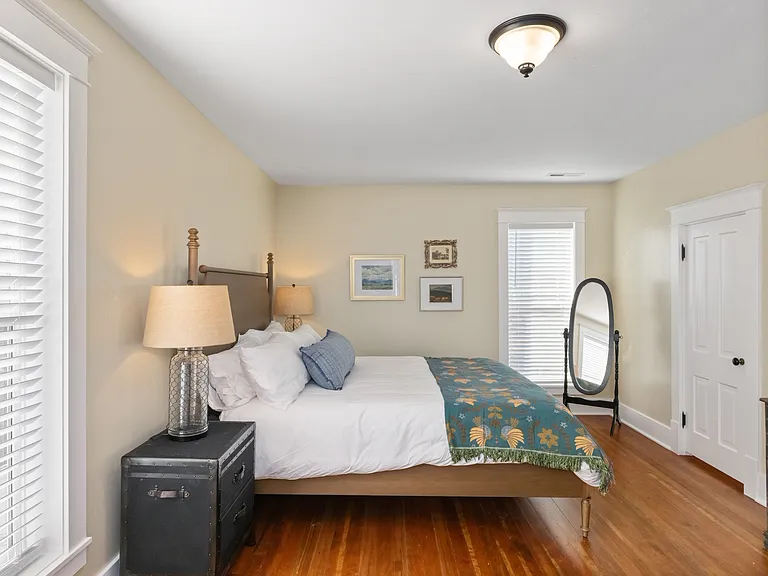 318 W Geyser St — Photo 16