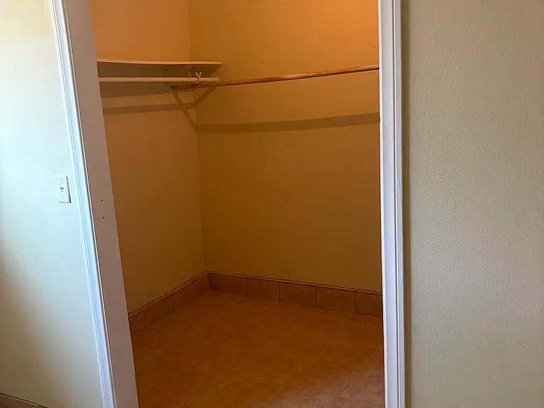 4417 W Bonanza Rd — Photo 16