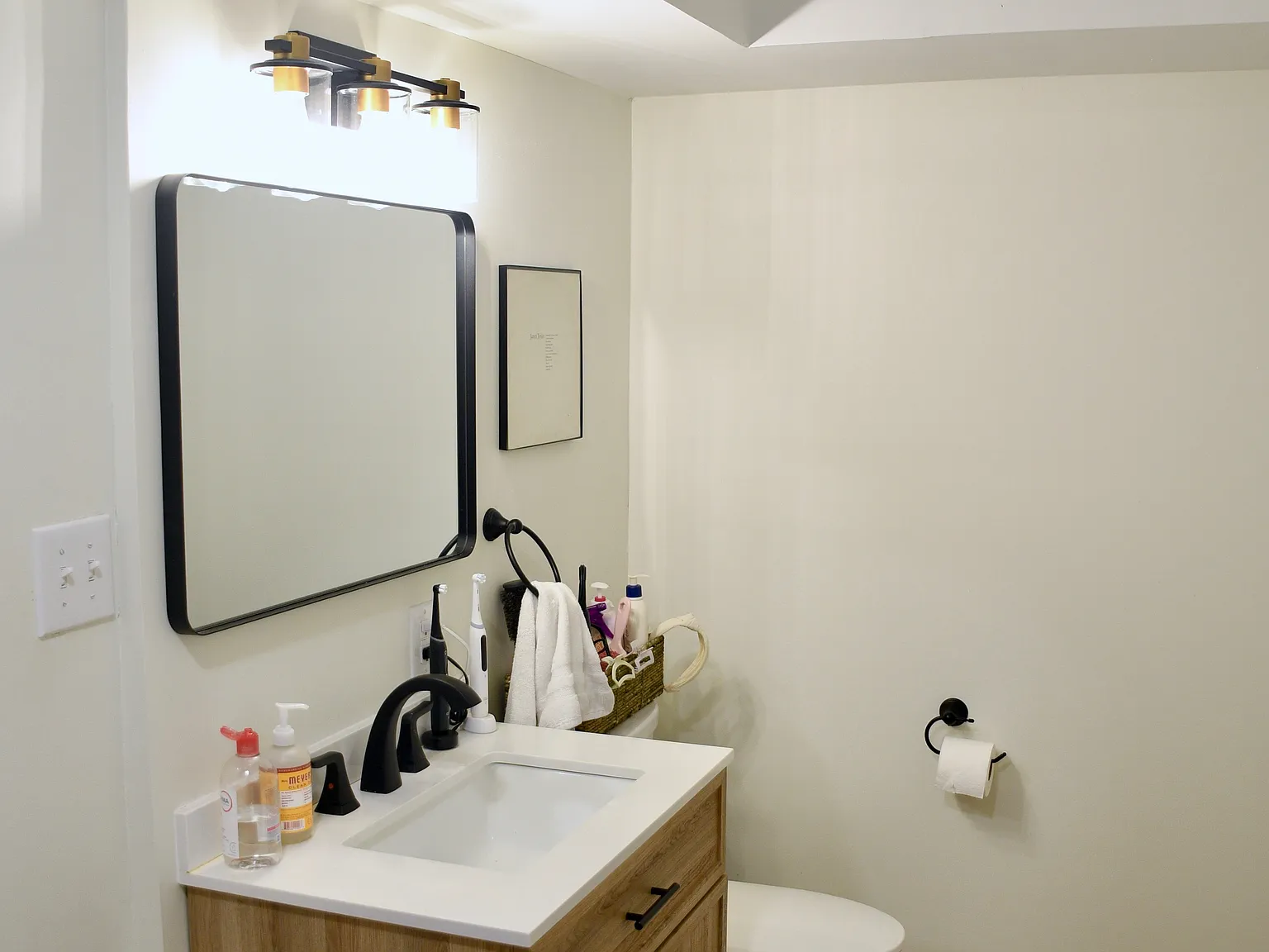 2 bed, 800 sqft, $1,200 — Photo 3