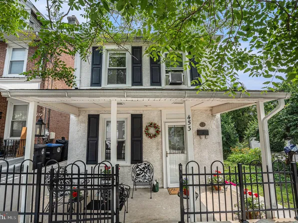 453 Old Elm St, Conshohocken, PA 19428