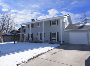 43 W Potomac Ave, Lombard, IL 60148