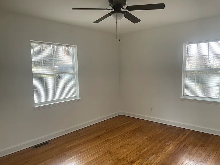 337 Sylvan St — Photo 11