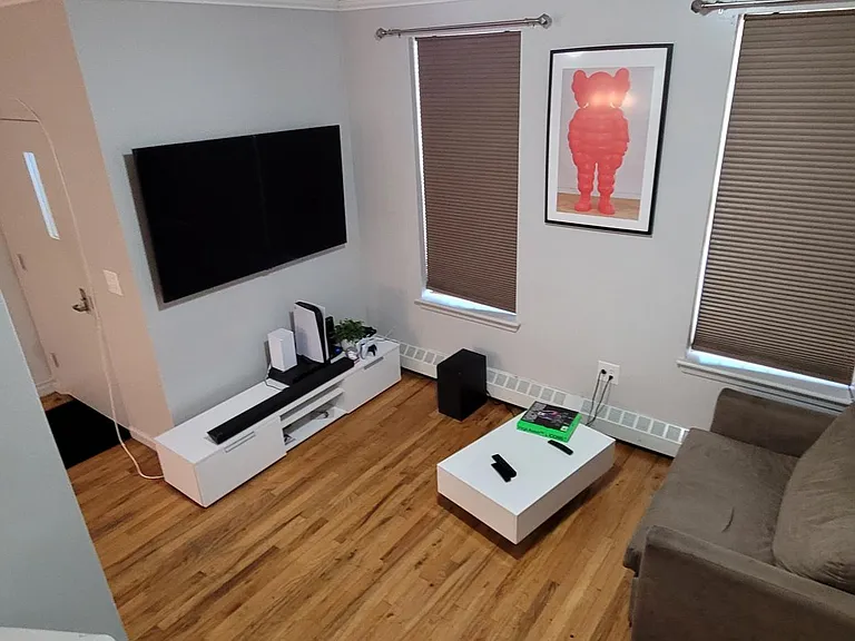 206 Wyona St #2 — Photo 7