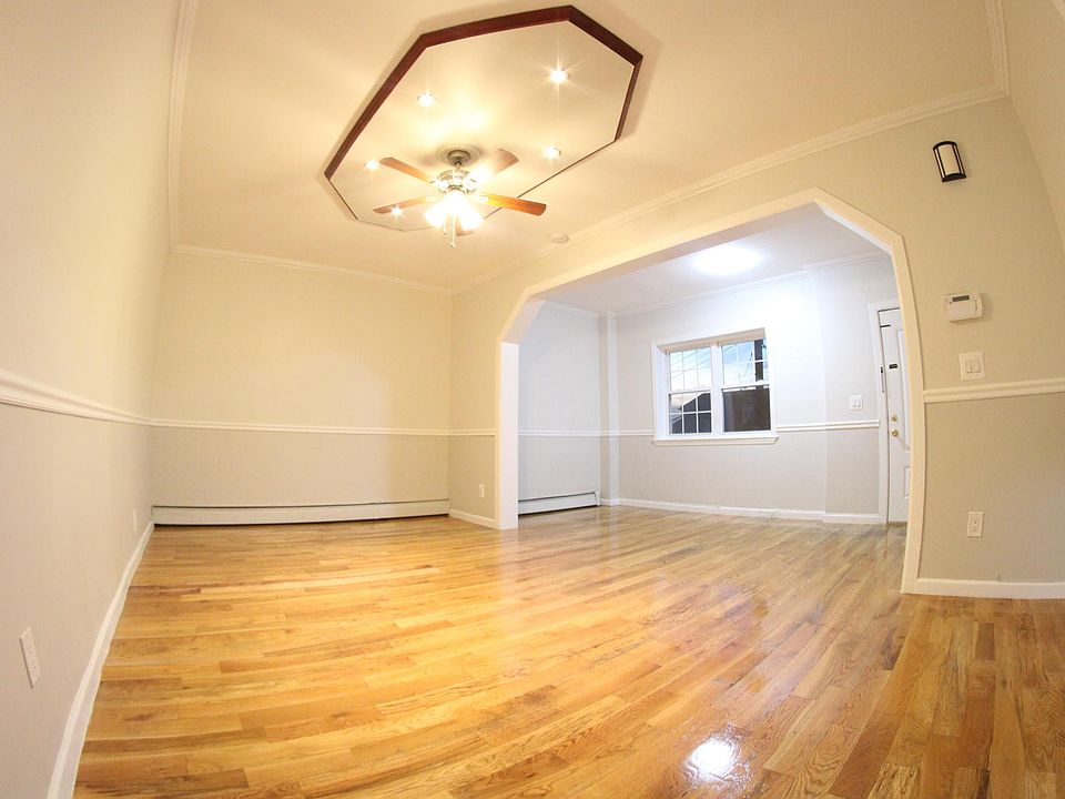 1st image of 4306 Matilda Ave #21