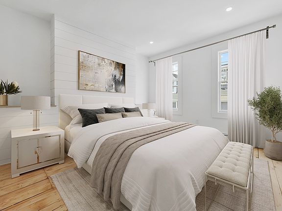 3rd image of 31 Pleasant St #1