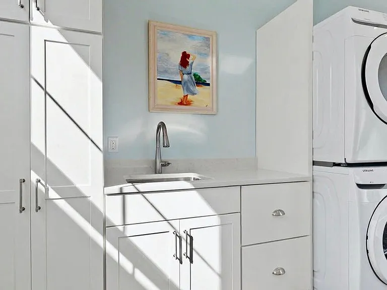 Laundry Room Cabinet